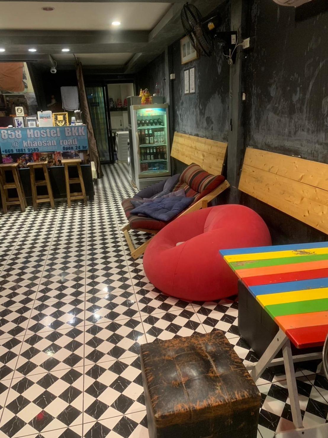 858Hostel Bkk In Khaosan Road Bangkok Exterior photo