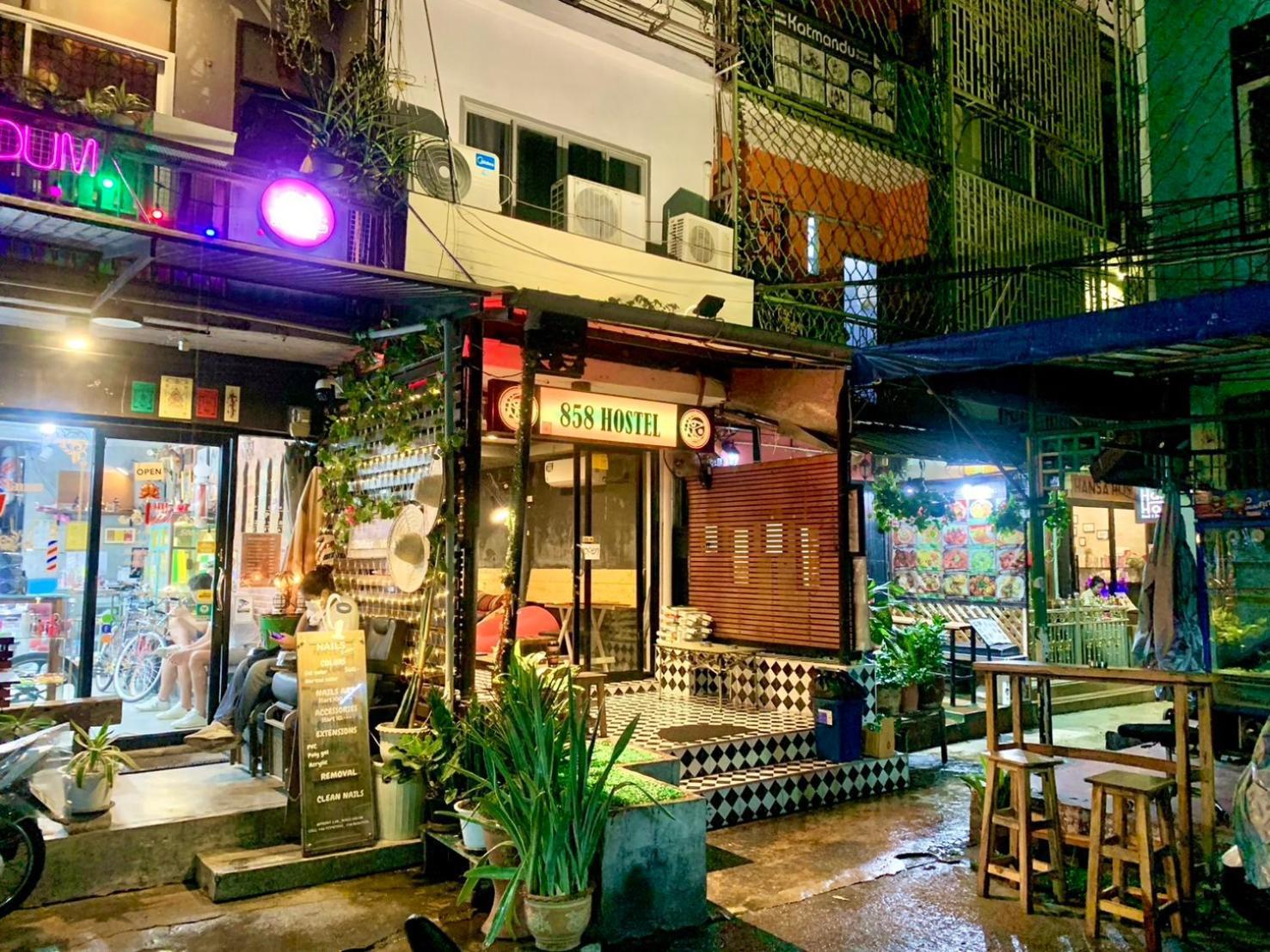 858Hostel Bkk In Khaosan Road Bangkok Exterior photo